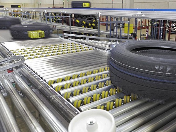 東營滾筒輸送機(jī)輸送輪胎示意圖.jpg 東營滾筒輸送機(jī)輸送輪胎示意圖.jpg