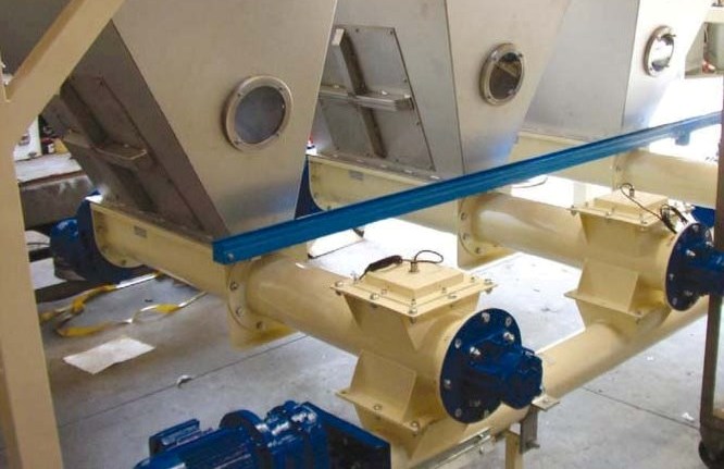 螺旋給料器.jpg 螺旋給料器.jpg