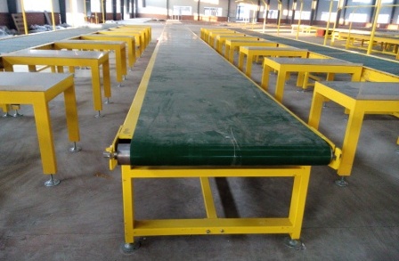 龍口煙臺(tái)皮帶輸送機(jī)展示.jpg 龍口煙臺(tái)皮帶輸送機(jī)展示.jpg