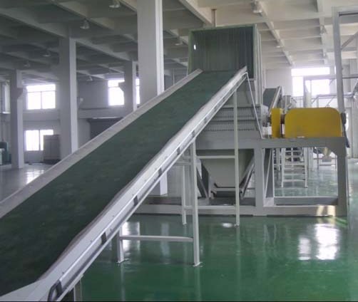 青島化工皮帶式輸送機廠家